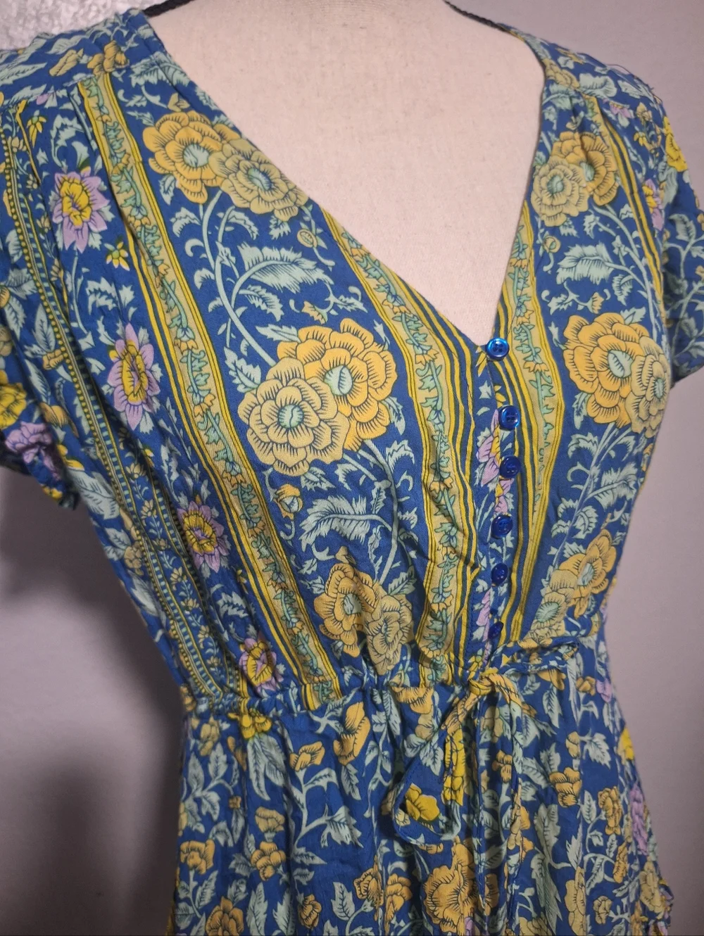 Sea Lustre Floral Blue Purple Yellow Short Sleeve Waist Tie V-Neck Mini Dress - Picture 2 of 7